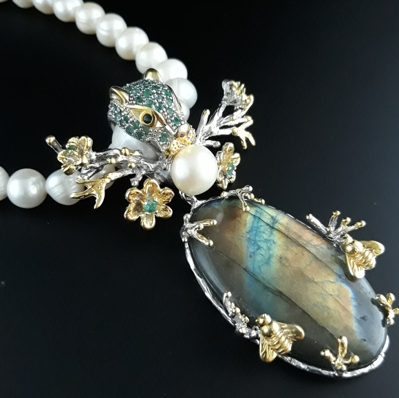 Handcrafted Rainbow Labradorite and Pearl Necklace - Picture 13 of 17